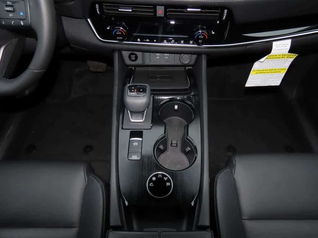 2025 Nissan Rogue SL