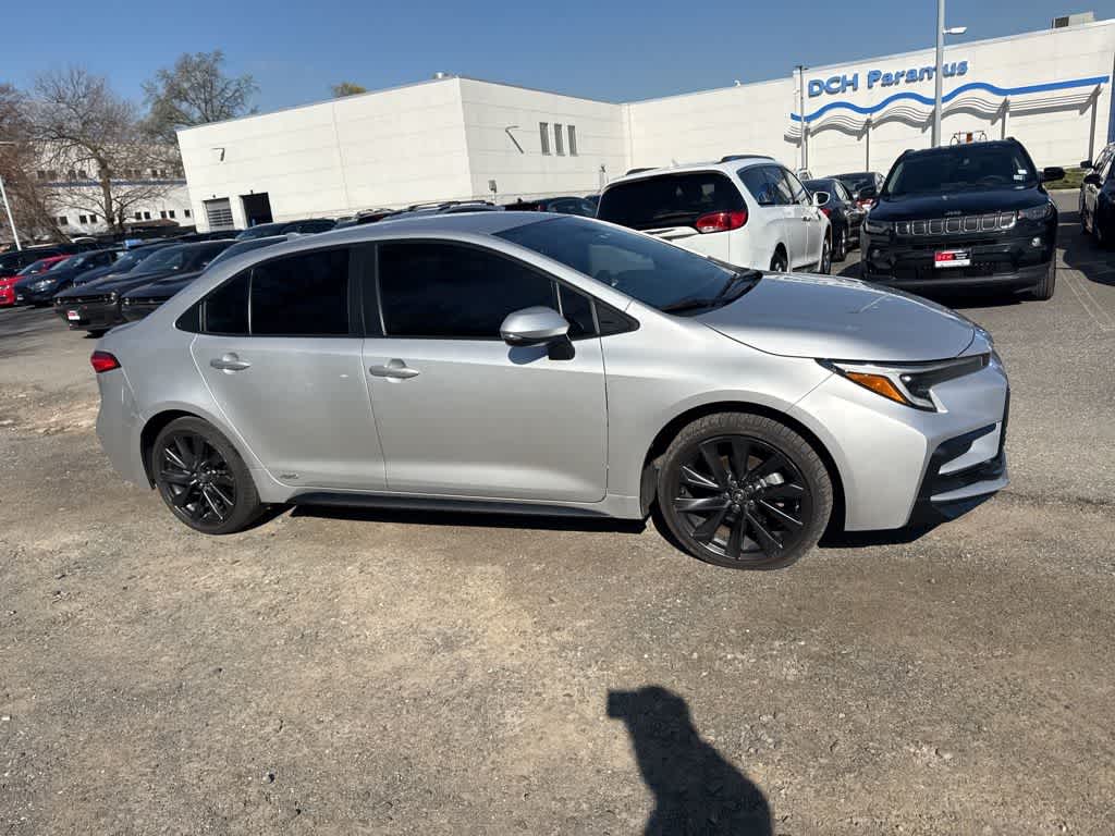 2024 Toyota Corolla Hybrid SE