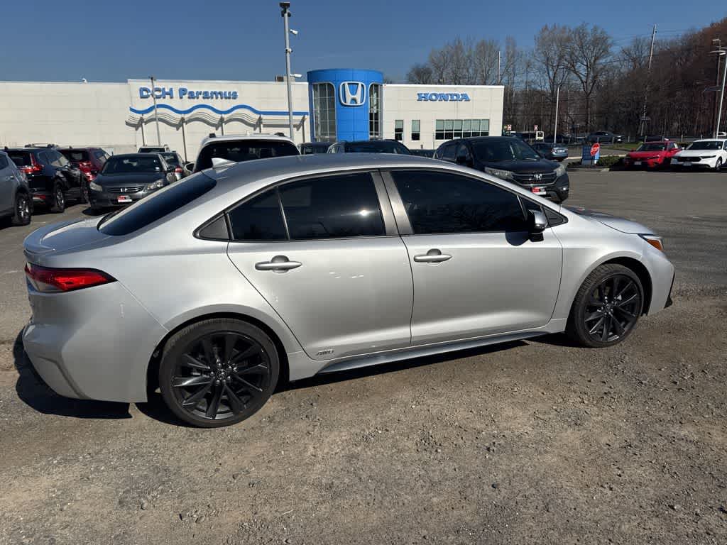 2024 Toyota Corolla Hybrid SE