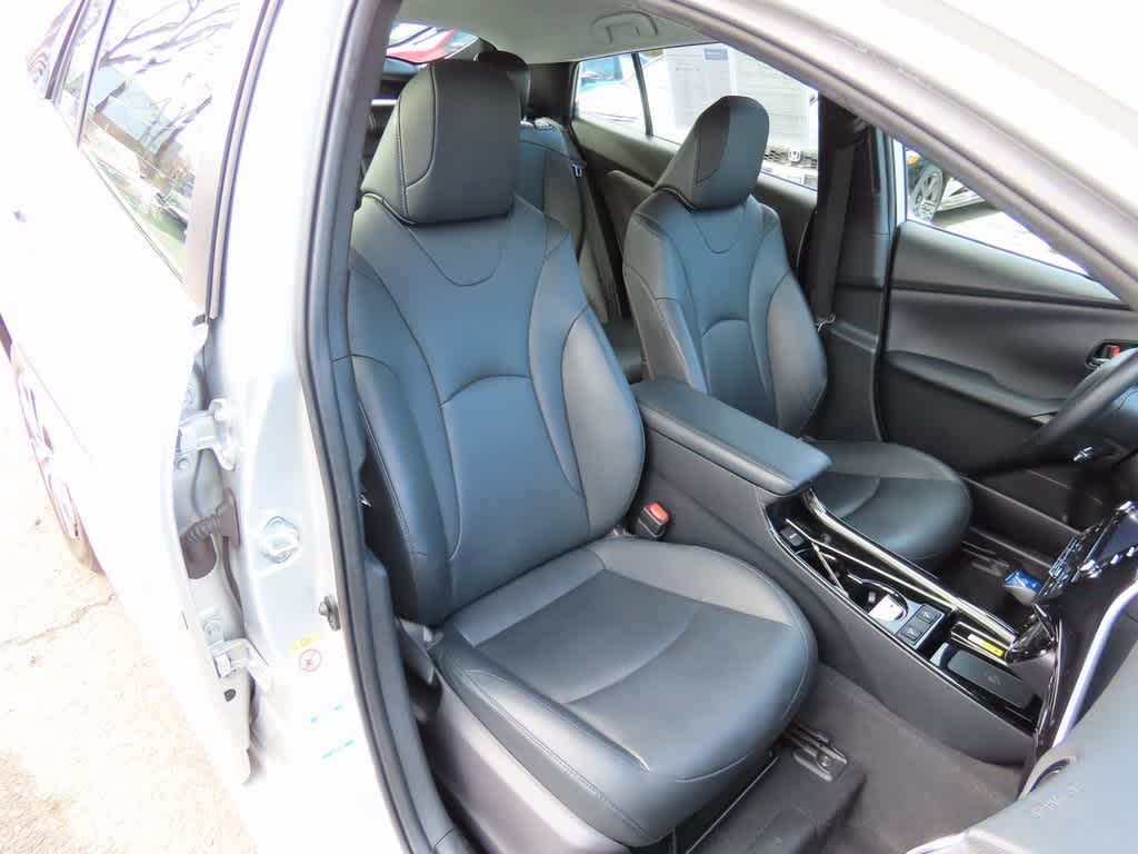 2021 Toyota Prius XLE