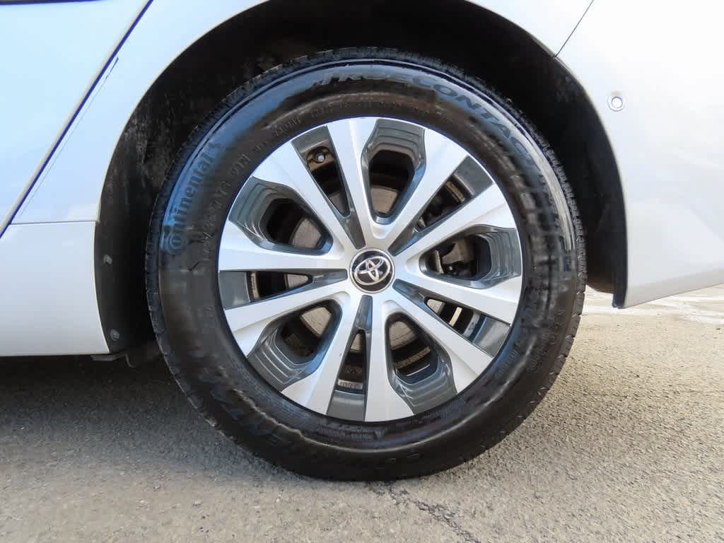 2021 Toyota Prius XLE