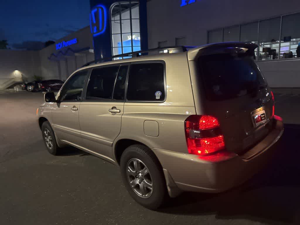 2004 Toyota Highlander 4dr V6 4WD w/3rd Row (Natl)