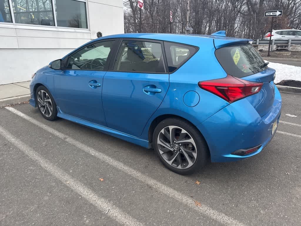 2017 Toyota Corolla iM CVT (Natl)