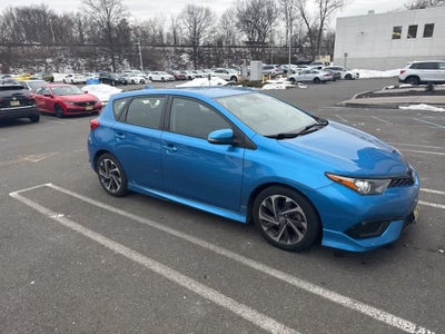 2017 Toyota Corolla iM CVT (Natl)