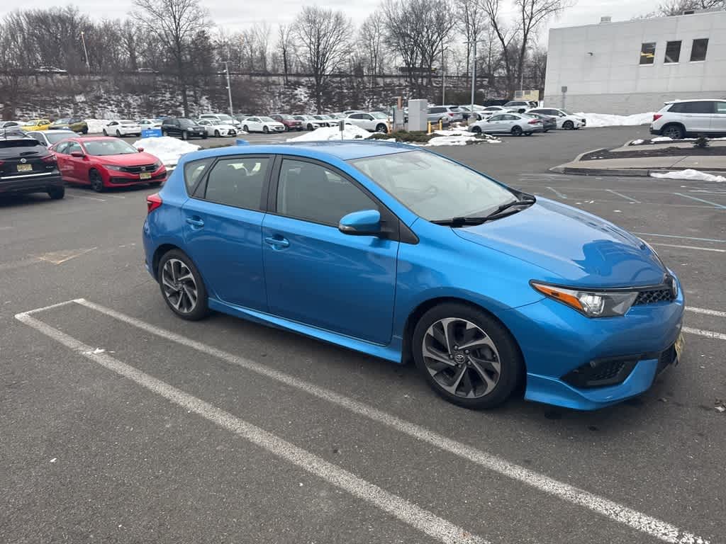2017 Toyota Corolla iM CVT (Natl)