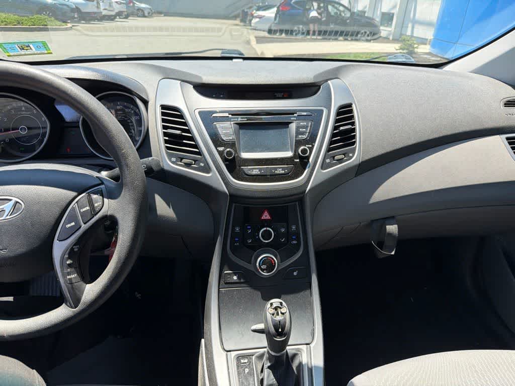 2014 Hyundai Elantra SE