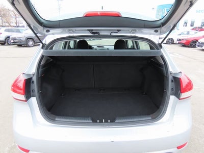 2016 Kia Forte 5-Door LX