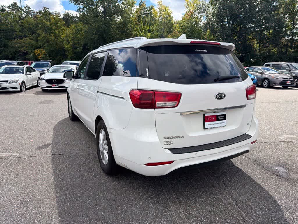 2017 Kia Sedona LX