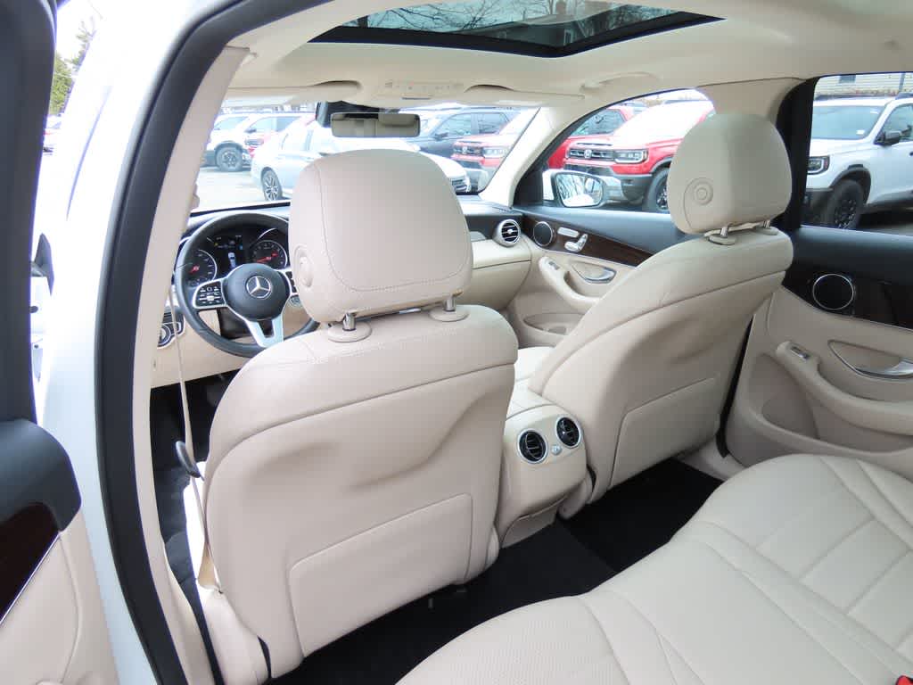 2021 Mercedes-Benz GLC 300 GLC 300