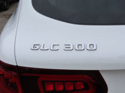 2021 Mercedes-Benz GLC 300 GLC 300