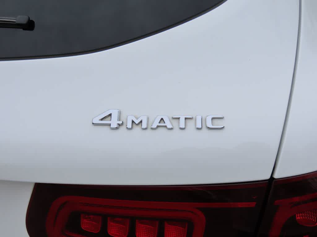 2021 Mercedes-Benz GLC 300 GLC 300