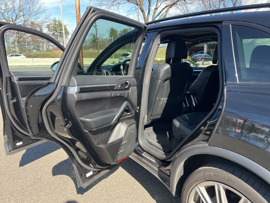 2012 Porsche Cayenne S
