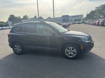 2017 Volkswagen Tiguan S
