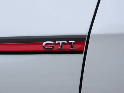 2024 Volkswagen Golf GTI Autobahn